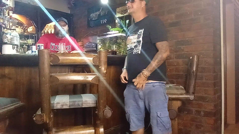 18blondteen: Menghisap zakar ayah tiri sebelum dia memancut ke dalam pepek...