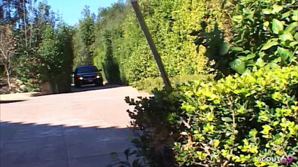 Full porn collection: Büyük yaraklı üvey baba azgın sıska genç Vanessa'yı üçlü grup sekste sikiyor