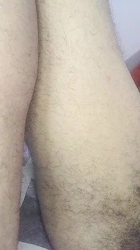Joc cu fundul lung cu vibratorul meu imens negru