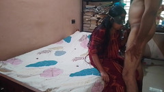 Skydreem1104: 집에서 친구에게 따먹히는 말레이 간호사 Sunita