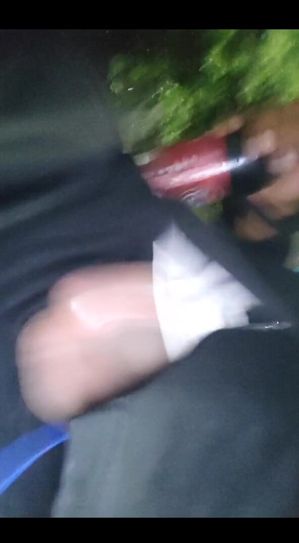 AlexAlejandro13: Ik hou ervan om melk te spuiten, een grote lul...