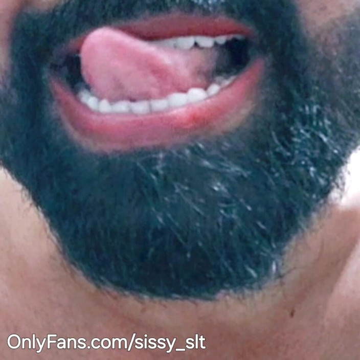 Sissy Slut Simran: シシーが支配的なホットワイフの愛人に仕えるビデオ通話 パート2