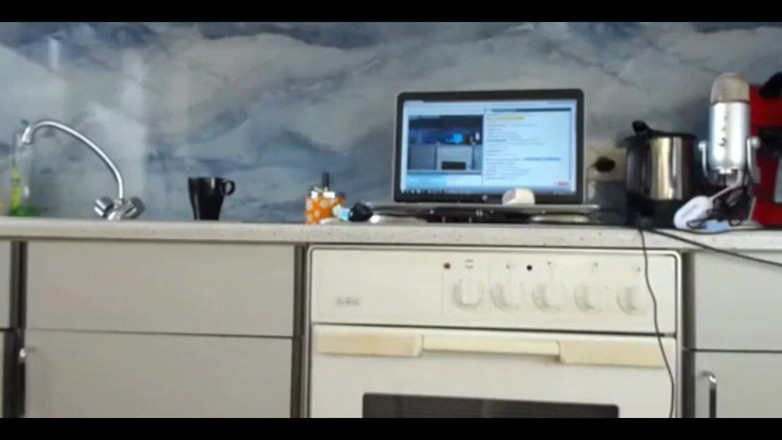 Sexydea: Hot Sexydea pamer pantat di live webcam