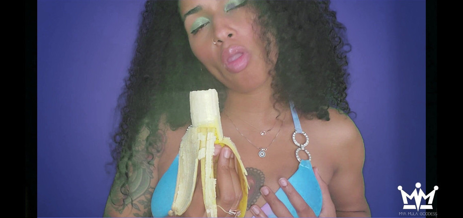 My Amula Goddess: Dudaklarımı sevmiyor musun?