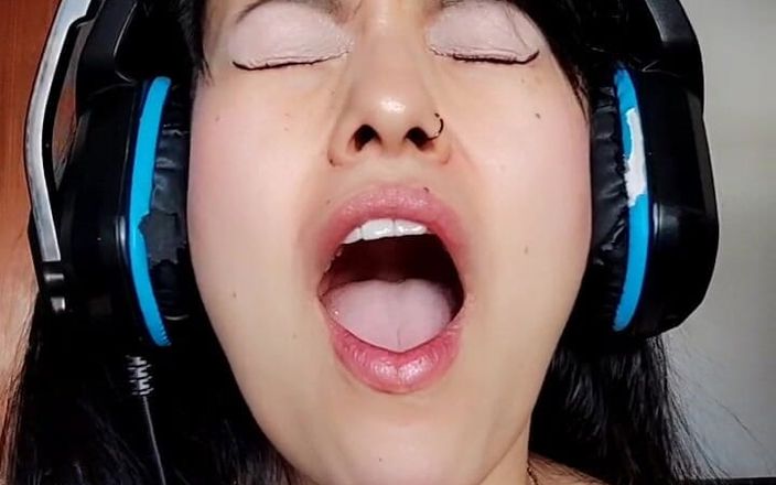 Maquinasperfectas: Masturbate and Cum on My Face