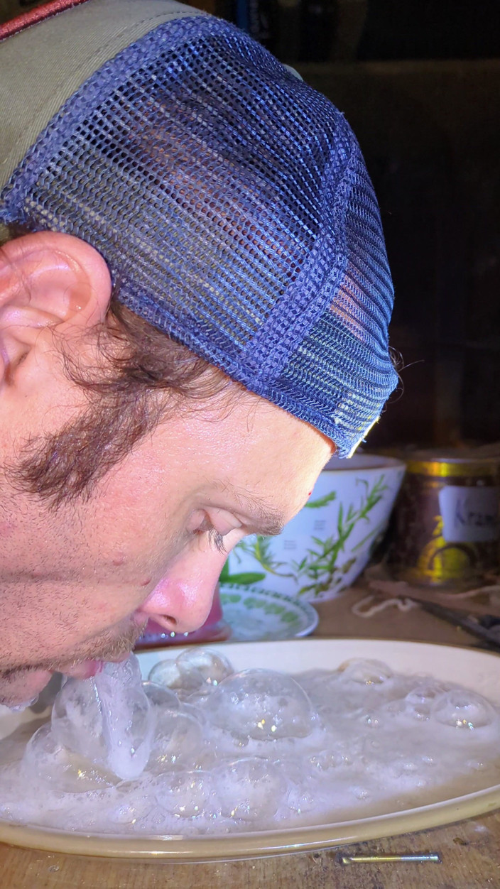 Deepthroat Madness: Making Lot's of Bubbles with a Huge Pile of Saliva