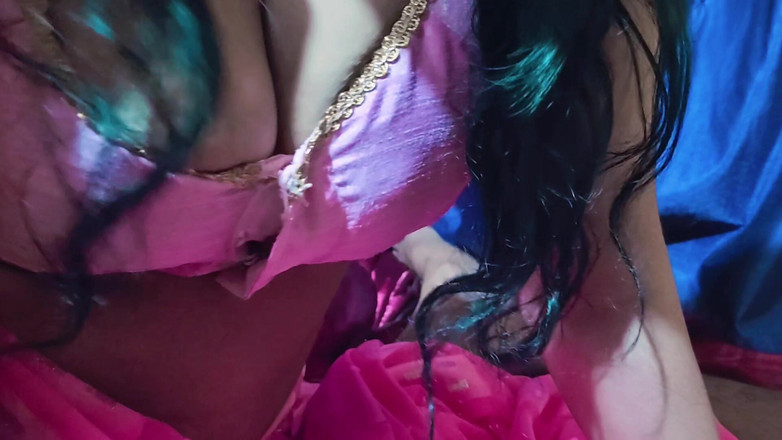 Hotpooja86900: 義姉が義兄のペニスを激しく吸った