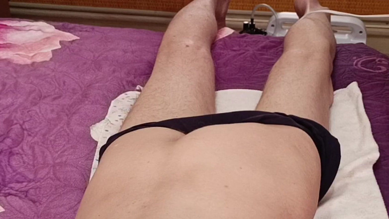 Zona901: I Came to My Stepmom for a Massage and Got...