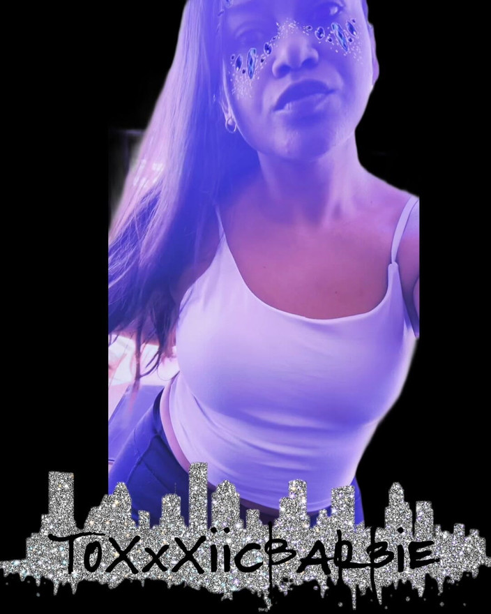 ToXxXiicBarbiie: Teksas'tan Toxxxiicbarbiie'ye merhaba de