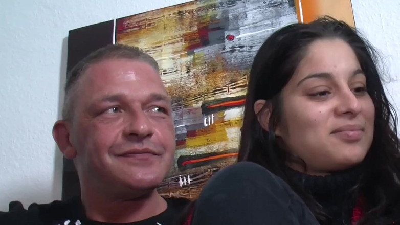 Deutsche Amateur Pornos: German FFM Threesome Brings Everyone to a Hot Orgasm