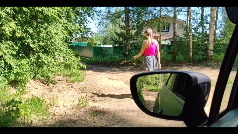 S-Wife Katy: A Married Slut Got Lost in the Forest, Helped Her...
