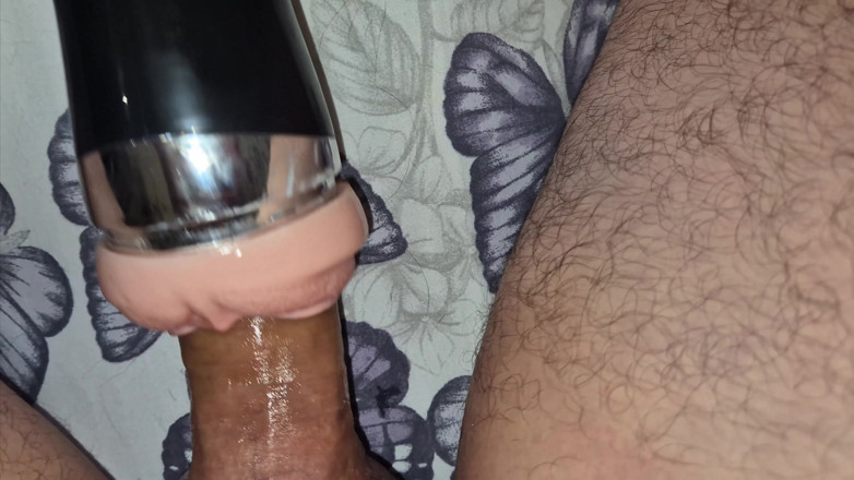 Cums so yummy: 每个异性恋男人都应该有一台这样的性爱机器