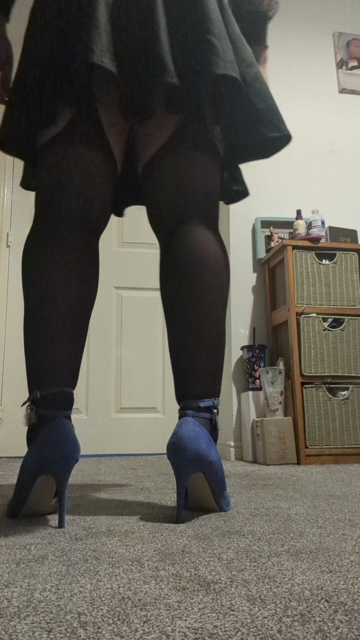 Jane Harding: I Love High Heels