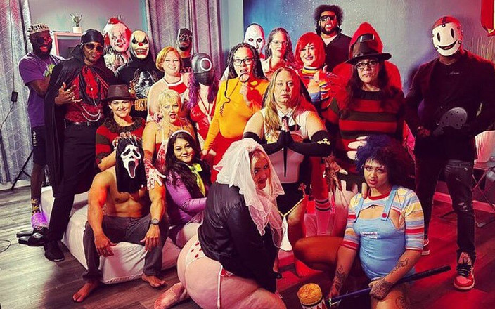 Thiccvision: Eksklusif di Faphouse sahaja: Pesta seks halloween tebal 2023