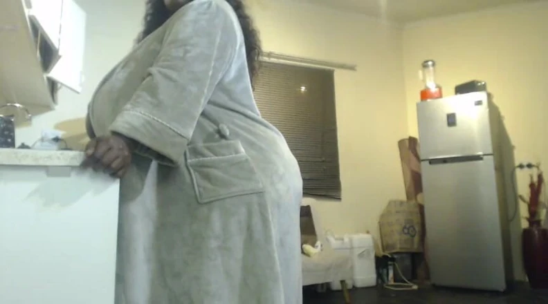 Fat Ass BBW Masturbating and Stripteasing