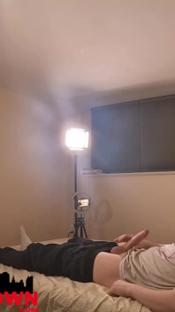 Stepsister Catches Bro Beating His Meat Bts