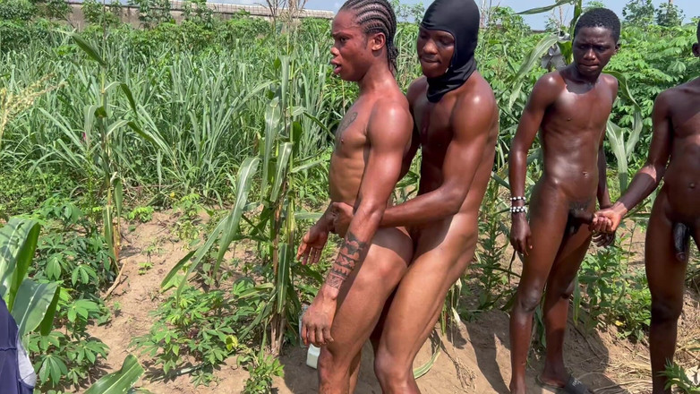 Prince Bami: Nigerijští mladí kluci mají nejlepšího ptáka