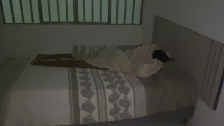 Andrea Belloti star: I Walk Into the Room and the Hot Maid