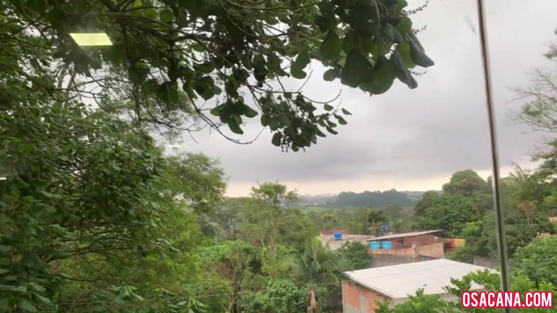 World Tranny: 내 친구를 위해 작은 선물을 샀어