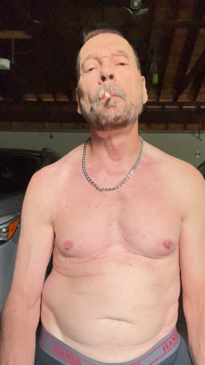 Tyler8: Smoking and Bating