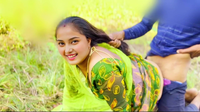 Fuckkkker: Bhabhi fue follada en el campo por cuñado