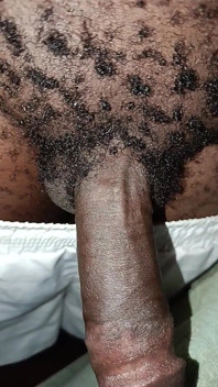 이른 아침 아프리카 털이 무성한 남자 하드코어 흑인 자지