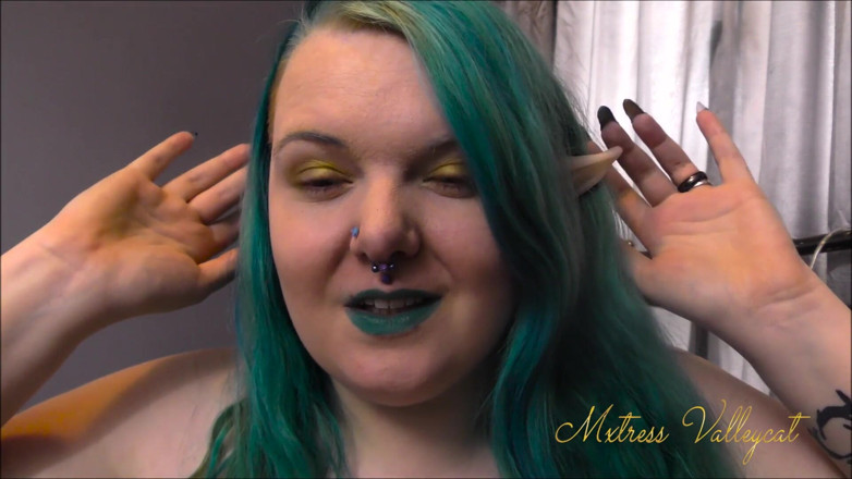 Mxtress Valleycat: Elf ear exploration
