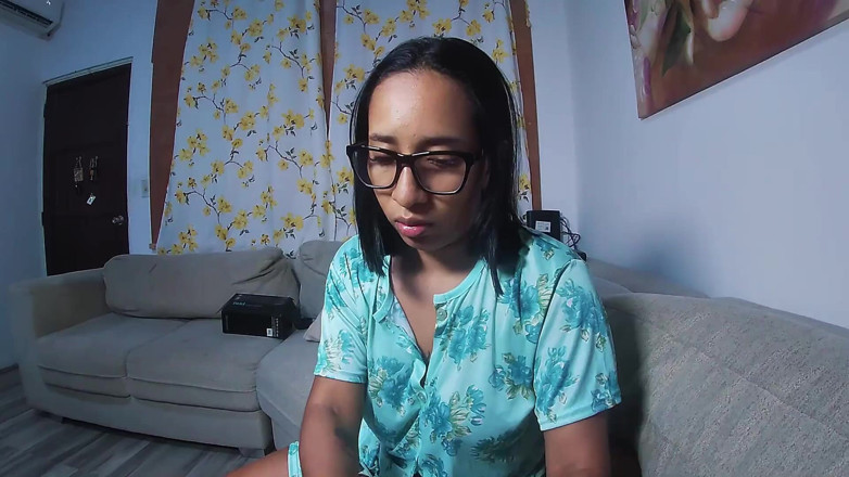 Leyne Rodriguez: Acheté par erreur : une belle-mère apprend à utiliser son nouveau jouet /...
