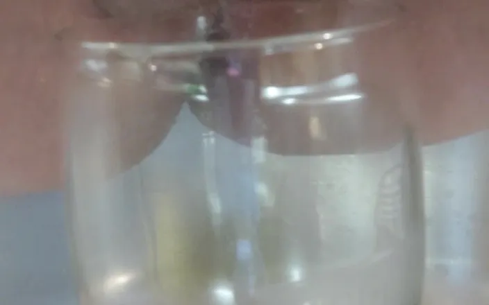 Marie4you: May I Offer You a Glass of Fresh Pee?