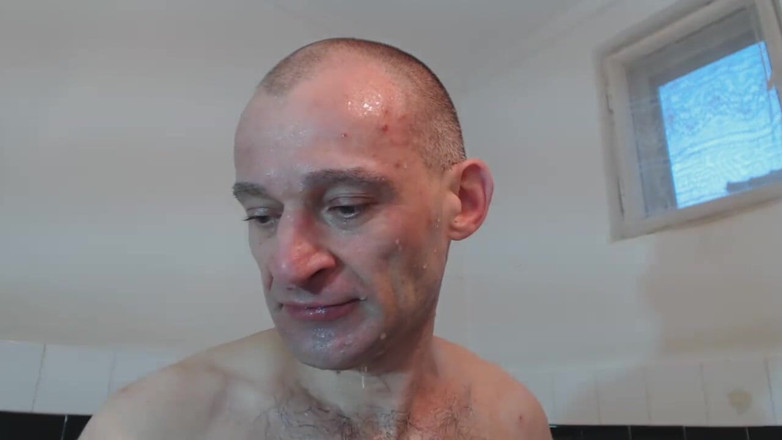 TIVADAR 73: Tivadar 73 ( stripchat modell ) Shaving