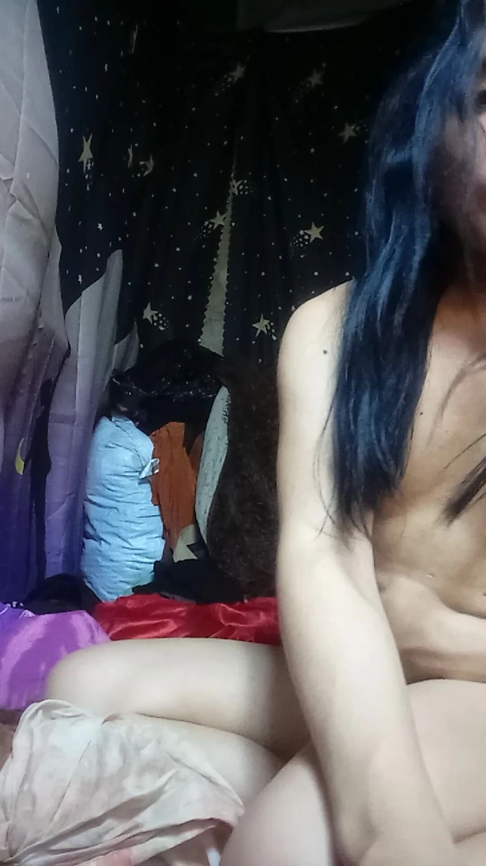Reynaldo6: Reyna Will Wait for Daddy to Come to Her