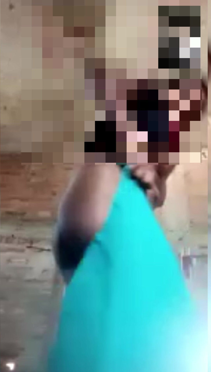 AkashKumar: Pantat tremendus bhabhi desi dikongkek dalam hindi