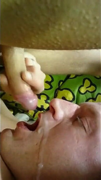 Great Closeup Cum in Mouth