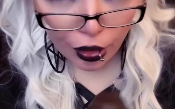 LexxiBakk: Goth Stepmommy BBC JOI