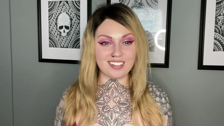 Miss Valentina: Pria ini ada di toilet