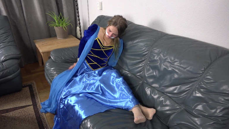 Restricting Ropes: Violet Haze - LARP party