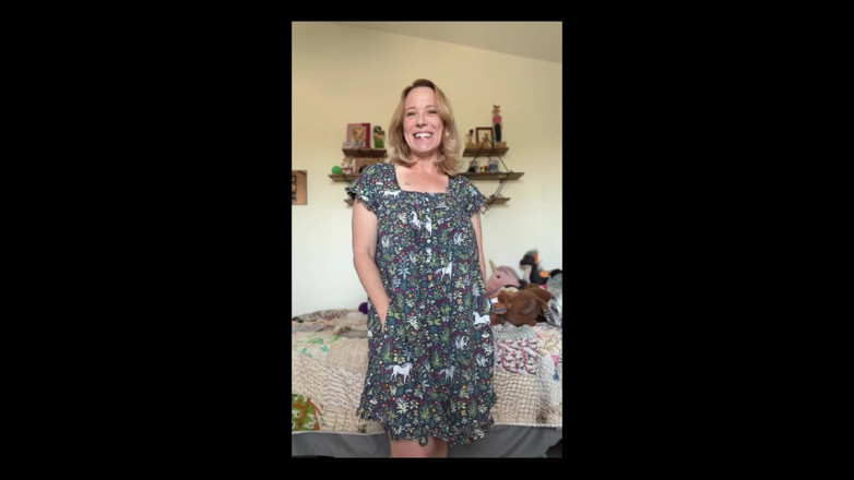 Jane Cane: Wade Swears This Nightgown Makes Me Totally Unfuckable