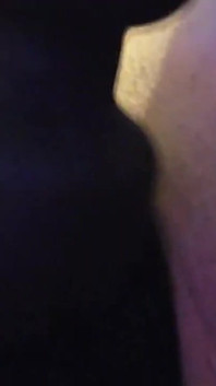 Seksowny MILF łechtaczka orgazm przez majtki z pomocą wibratora ..