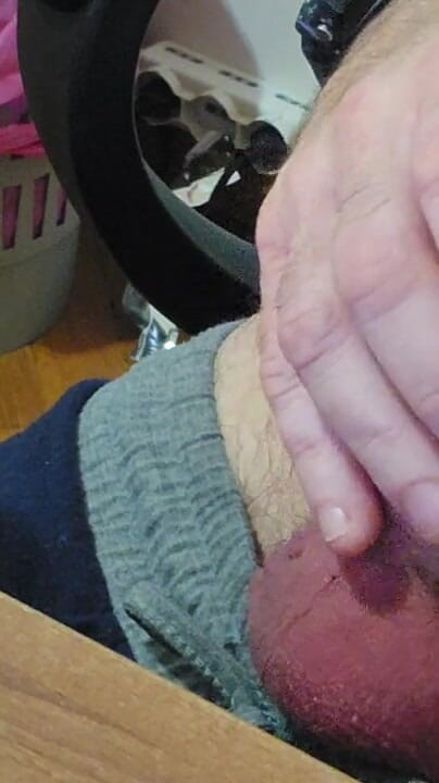 Nice Cock Handjob with Full Balls (Jordance) Nice Cock Handjob with Full Balls (Jordance)