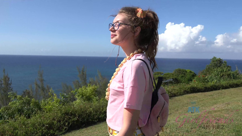 ATK Fans (Girlfriends): Virtuele vakantie in Hawaï met Elena Koshka deel 1