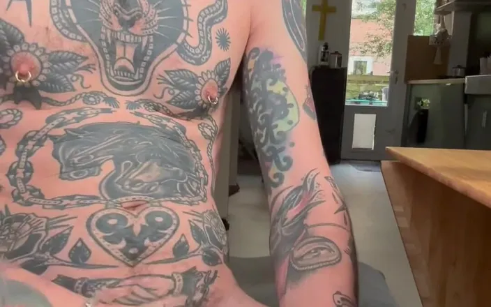 Stallion papi: Jerking with My Own Porn Is Amazing