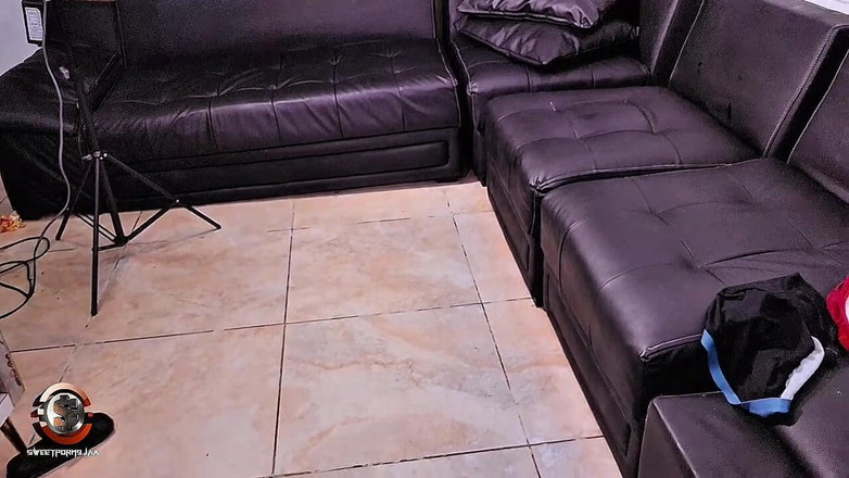 Tusweet9ja: Drobná Whitechick Bere Velkého Černého Ptáka Do Své Bílé Kundičky