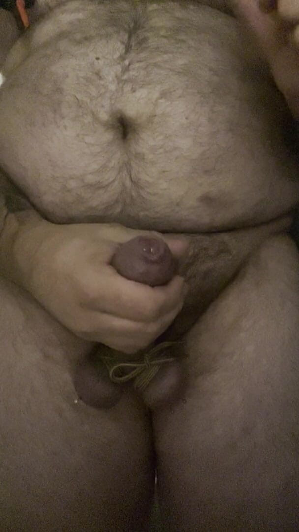 Shaun Cbt: Testicle Perhambaan dengan permainan tindikan dan pancutan mani
