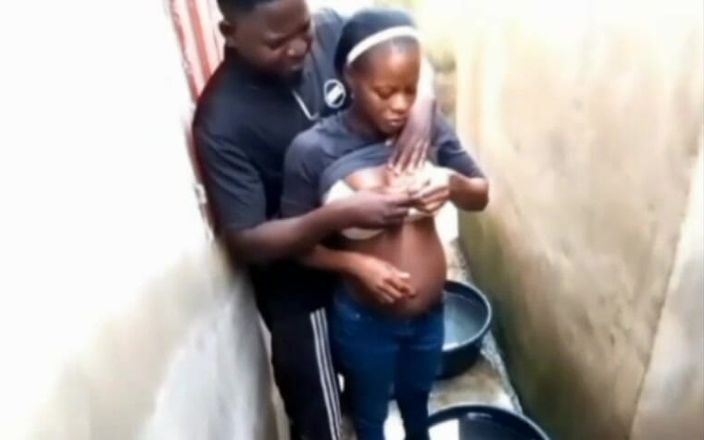 Viporn sex bais: Africká tetička Desi