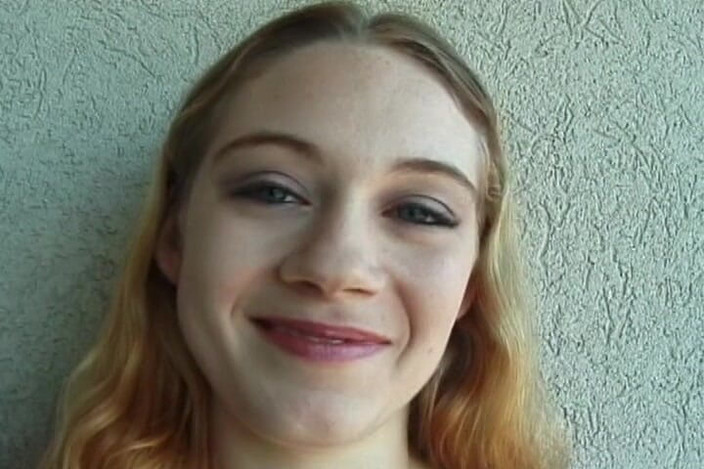 NM fetish femdom videos by Princess Nikki Cruel: Heißes teen bekommt ihre titten, bis sie platzen