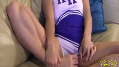 RyanKeely: 你认为我很漂亮吗？- 害羞的啦啦队长 第一人称视角 - ryan keely