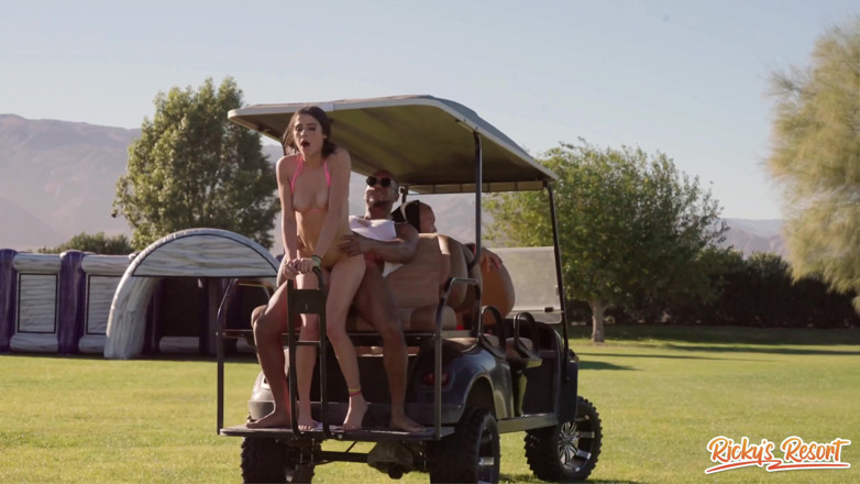 Ricky's Resort: Emma Magnolia episodio