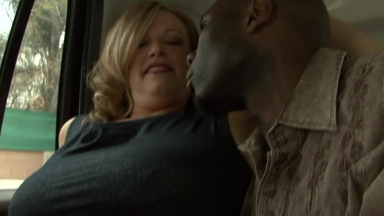 THAGSON: Blackish passion scene - 3 milf moglie in lingerie scopa un grosso...