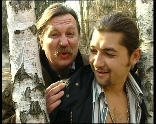 German Fuck Movie: Alman kapılarının arkasında özenle sikiliyor