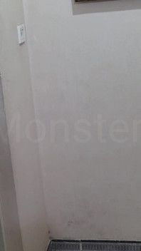 Monster's Pool drażni szczupłą piękność i masywną eksplozję spermy.